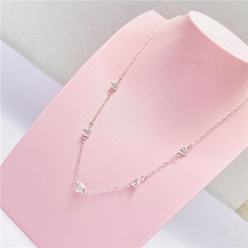 CHOKER CORAÇÕES DE CRISTAL